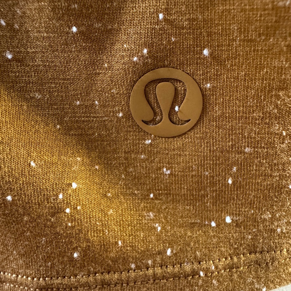 Lululemon - Picture 8 of 9